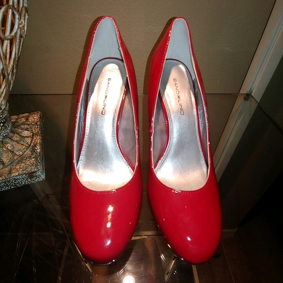 bandolino red shoes